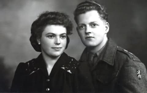 Images/1946 Papa et Maman.jpg